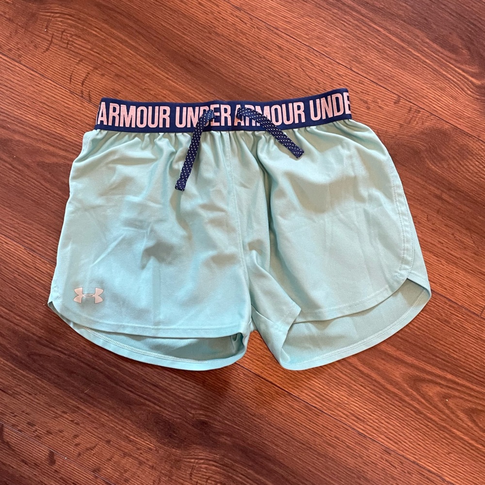 Underarmour shorts